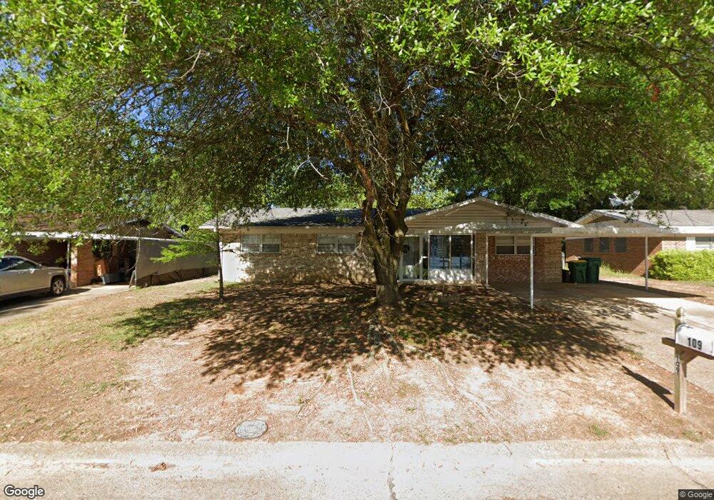 109 Royale Dr, Texarkana, TX 75503 - photo 1