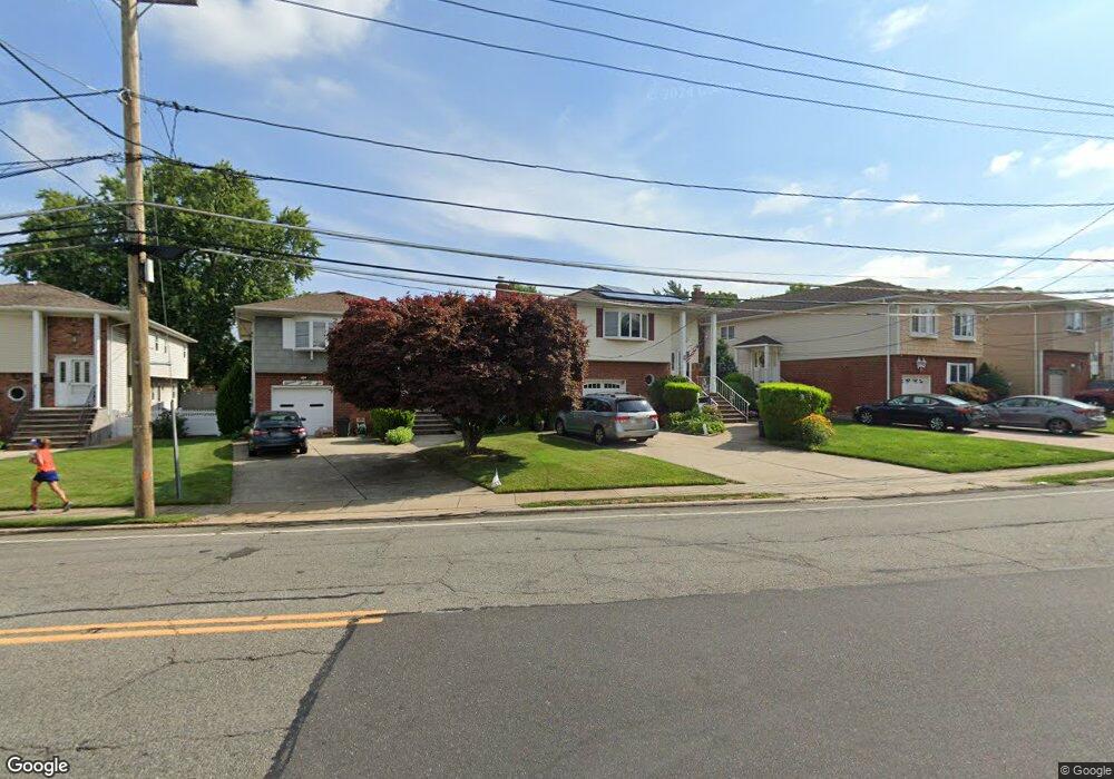 1170 Tulip Ave, Franklin Square, NY 11010 - photo 1