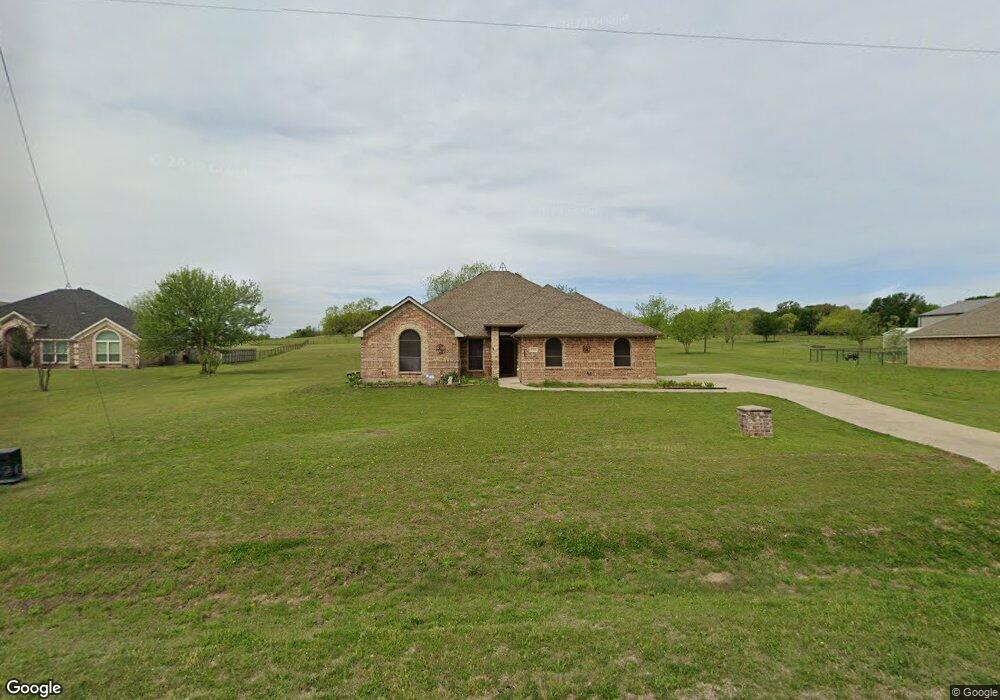 135 Lost Oak Dr, Azle, TX 76020 - photo 1