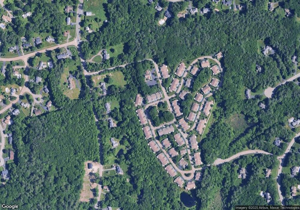 60 Blossom Square, Holden, MA 01520 - photo 1