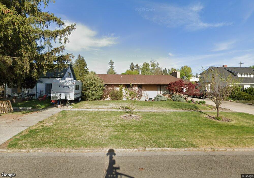 138 N Broadway, Tekoa, WA 99033 - photo 1