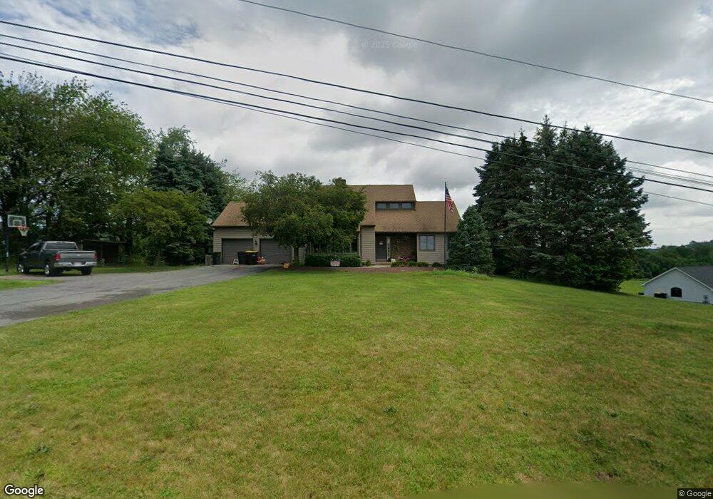 2372 Beacon Rd, Bath, PA 18014 - photo 1