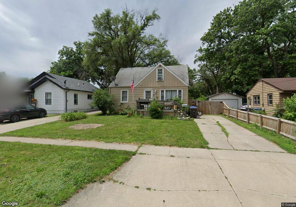 1310 E 28th St, Des Moines, IA 50317 - photo 1