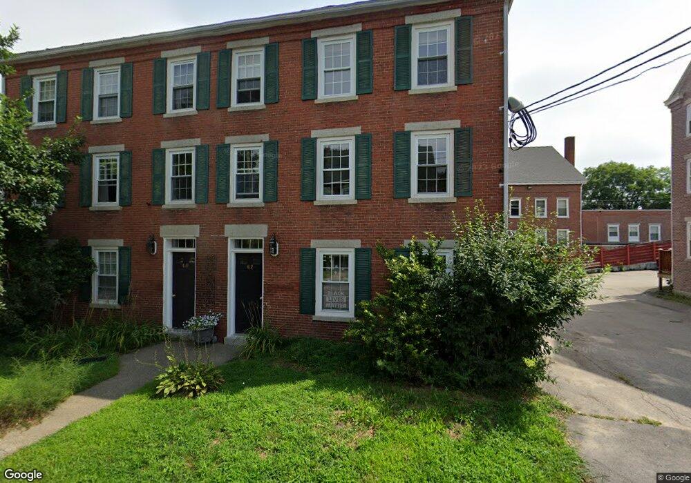 412 2nd St unit 2, Rollinsford, NH 03869 - photo 1