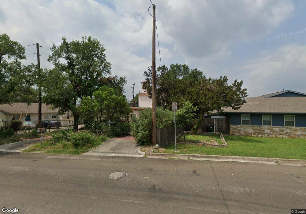 1217 Chestnut St, San Marcos, TX 78666 - photo 1