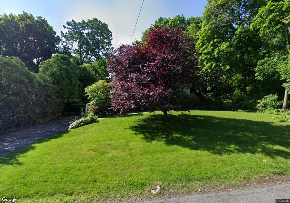 820 Old Post Rd, Mamaroneck, NY 10543 - photo 1