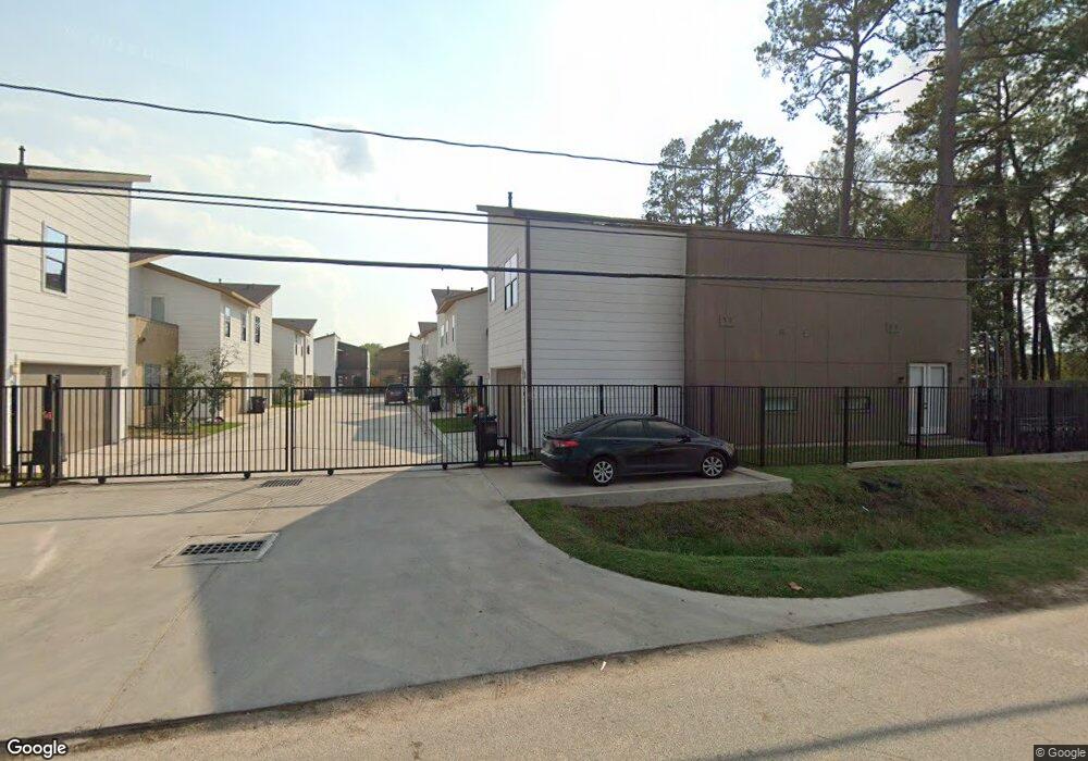 5609 Calendula Ln, Houston, TX 77091 - photo 1