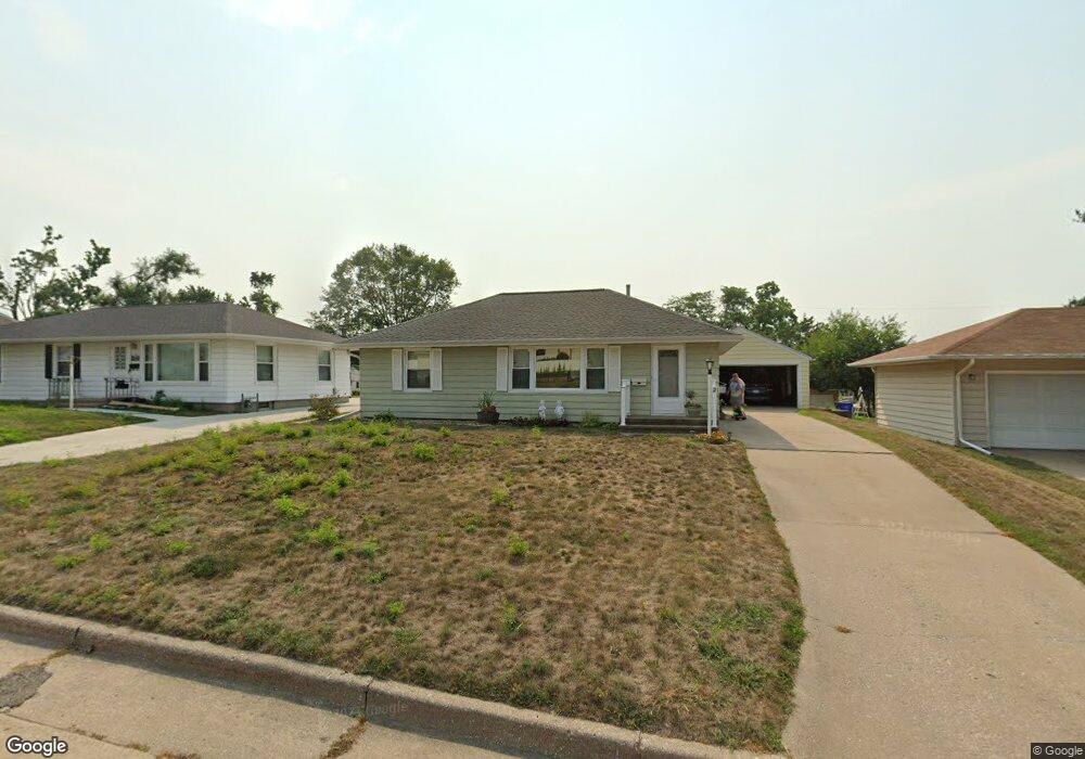 2110 Haven Ct SW, Cedar Rapids, IA 52404 - photo 1
