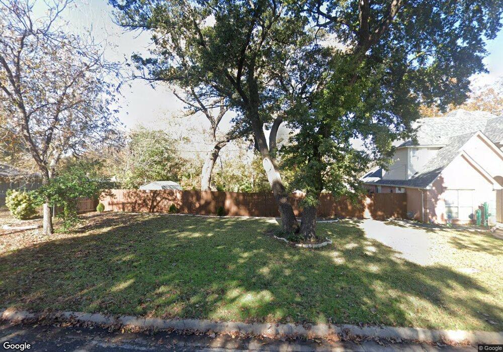 1244 Oakwood Dr, Hurst, TX 76053 - photo 1