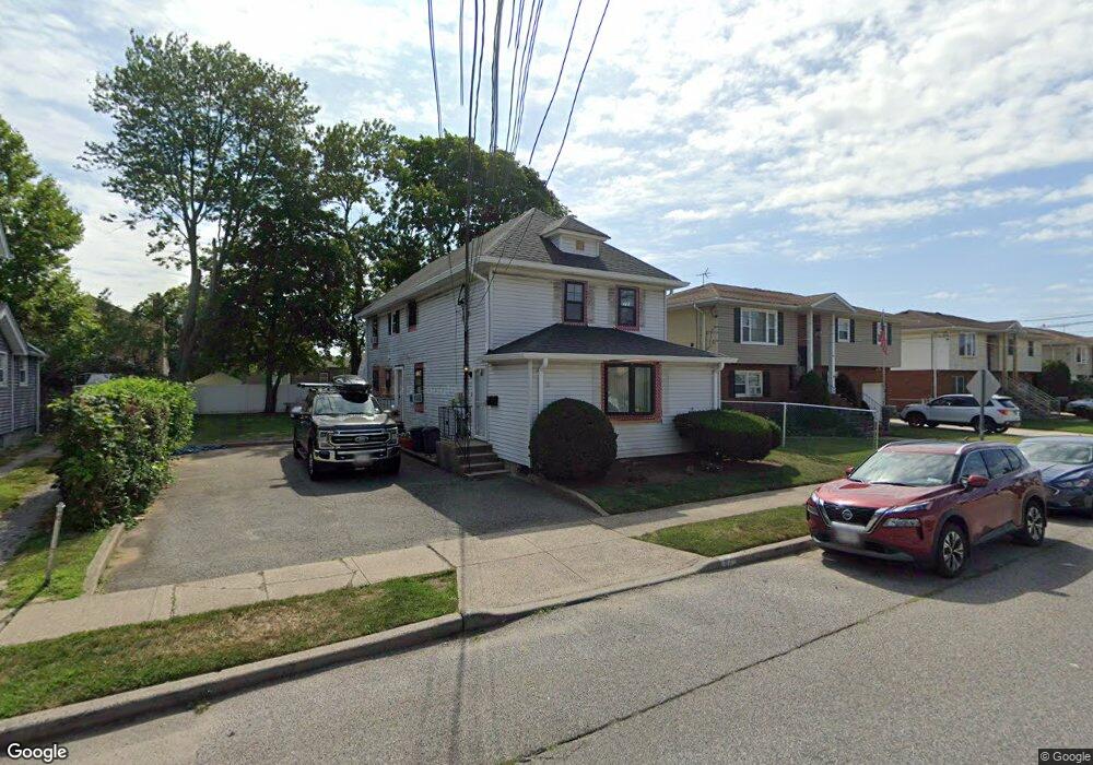 52 Monroe St unit Upper, Franklin Square, NY 11010 - photo 1