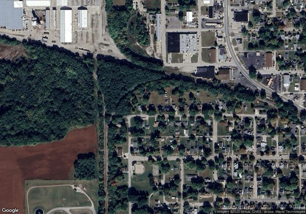 1214 van Tower Dr, Logansport, IN 46947 - photo 1