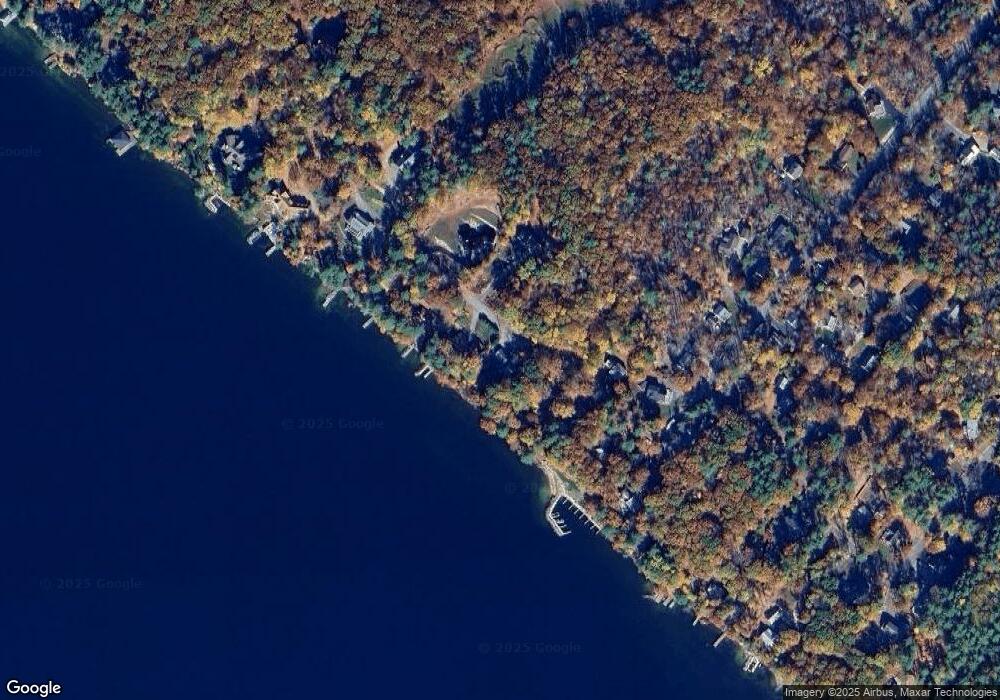 8 Lloyd Rd, Wolfeboro, NH 03894 - photo 1