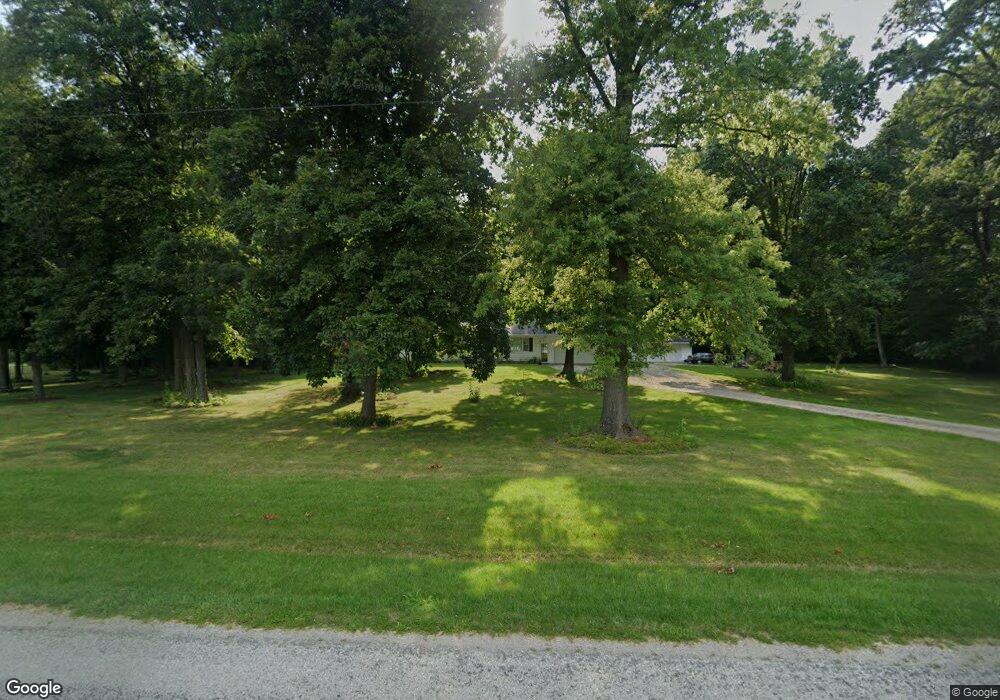 13902 Marion Center Rd, Hoagland, IN 46745 - photo 1