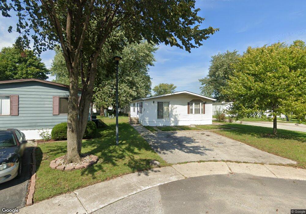 697 Michelle Dr, Lynwood, IL 60411 - photo 1