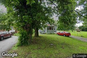 23 Jarvis Place, East Saint Louis, IL 62207