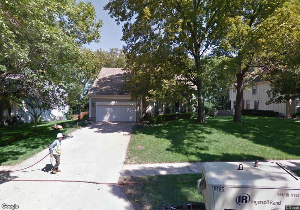 8007 Mullen Rd, Lenexa, KS 66215 - photo 1