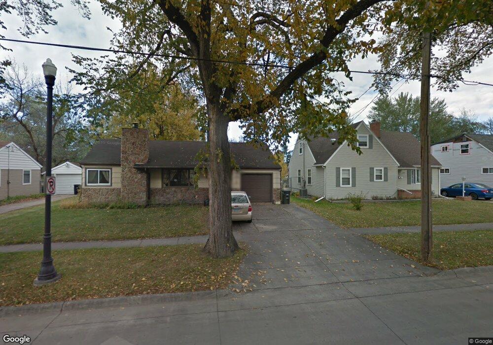 1709 5th Ave S, Fargo, ND 58103 - photo 1