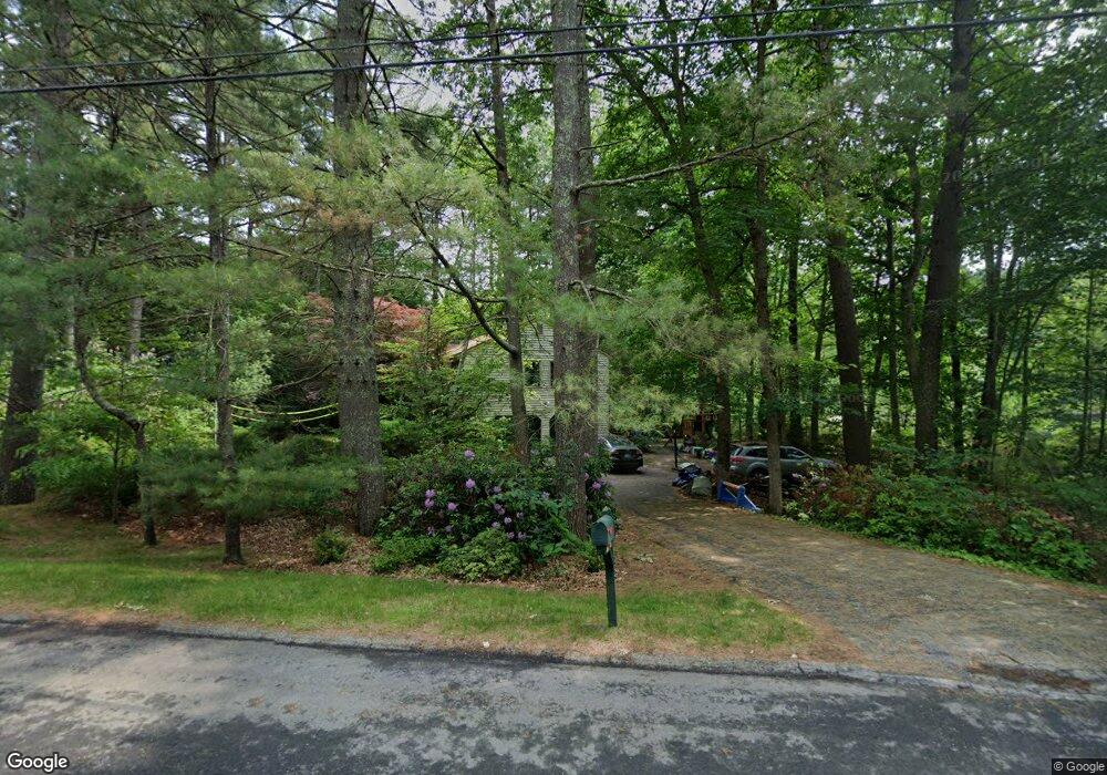 5 Pheasant St, Litchfield, NH 03052 - photo 1