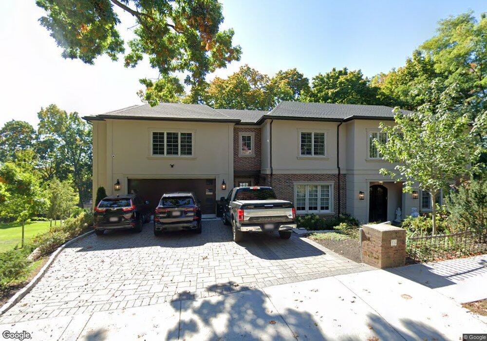 120 Rawson Rd unit 120, Brookline, MA 02445 - photo 1