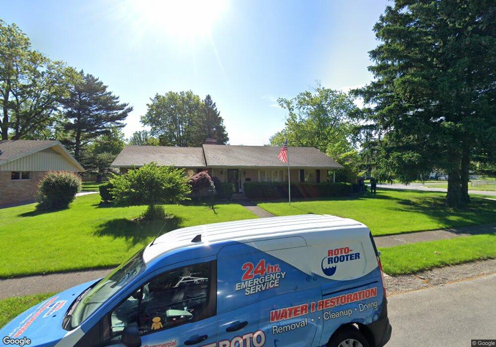 301 Crestview Dr, Mattoon, IL 61938 - photo 1