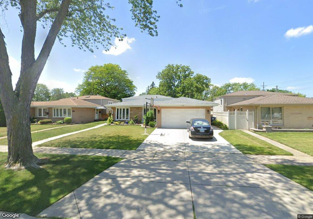 2008 Eastview Dr, Des Plaines, IL 60018 - photo 1