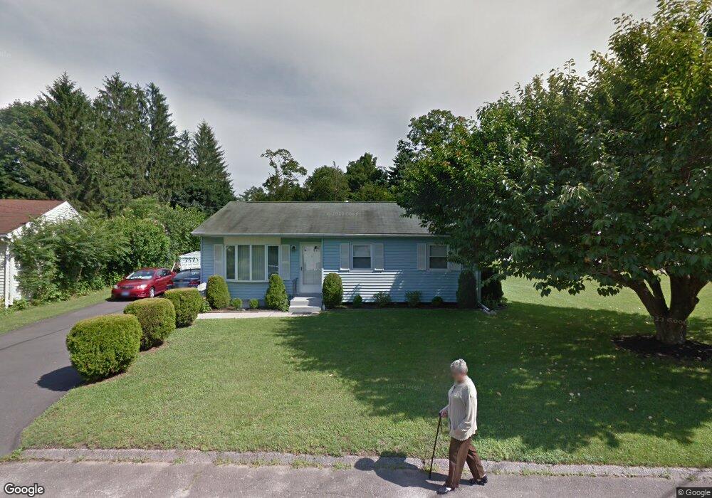 4 Colby Ln, Danbury, CT 06810 - photo 1