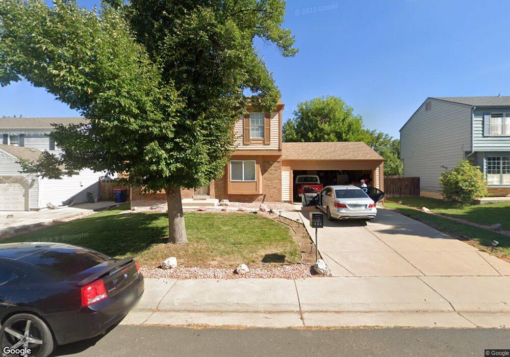 721 S Laredo Cir, Aurora, CO 80017 - photo 1