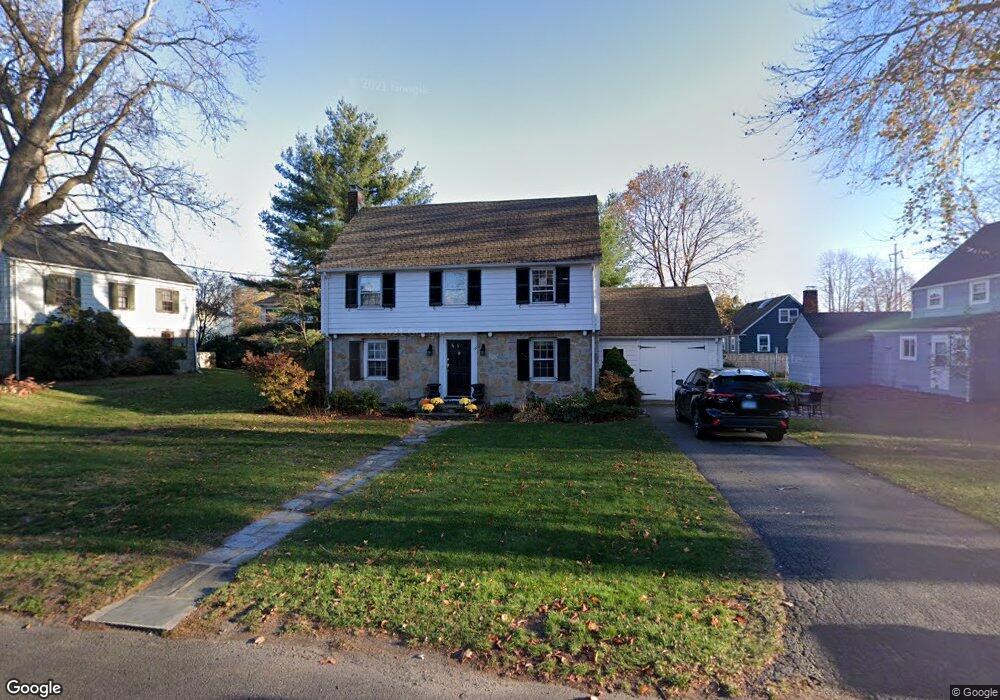 157 Hillcrest Rd, Fairfield, CT 06824 - photo 1