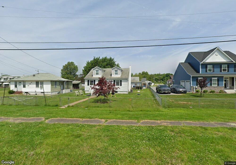 7414 Bayfront Rd, Sparrows Point, MD 21219 - photo 1