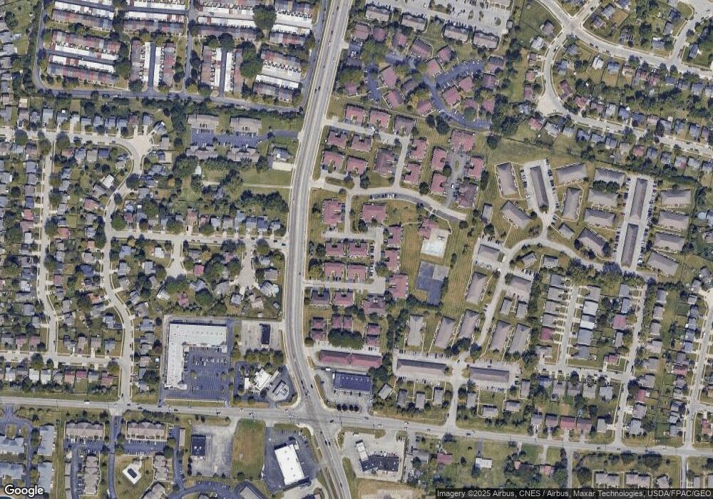 887 Westbury Ln S unit 10C, Columbus, OH 43228 - photo 1