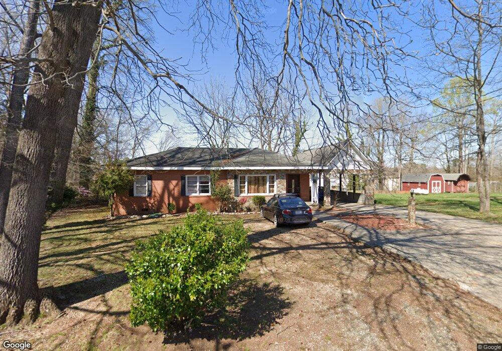 317 E 9th St, Siler City, NC 27344 - photo 1