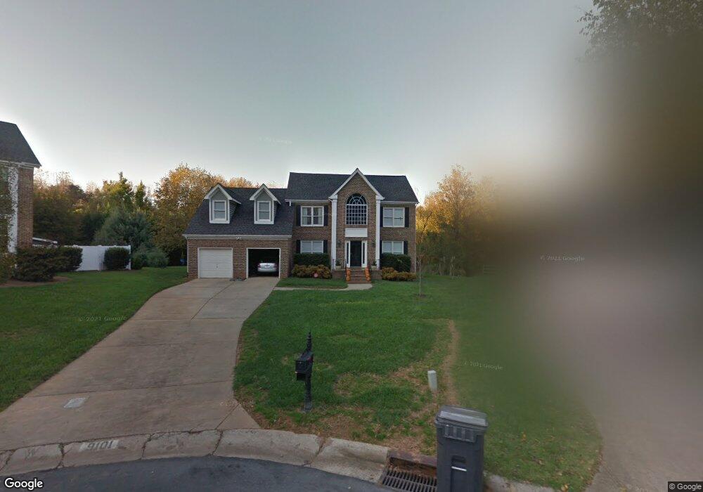 9101 Torrence Creek Ct, Huntersville, NC 28078 - photo 1