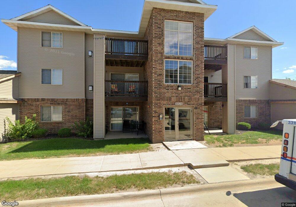 4020 33rd Ave SW unit 6, Cedar Rapids, IA 52404 - photo 1