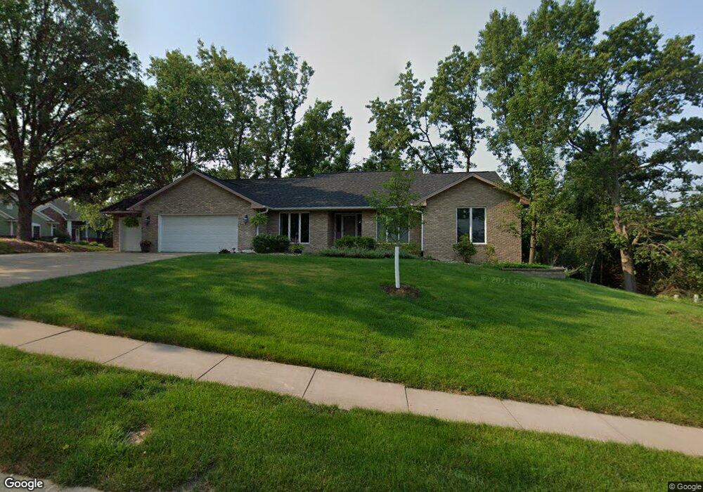 3501 Rimrock Dr NE, Cedar Rapids, IA 52402 - photo 1