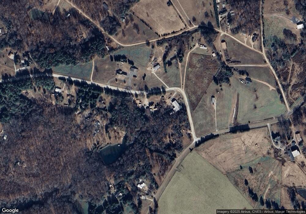 179 Fairview Farm Cir, Lavonia, GA 30553 - photo 1