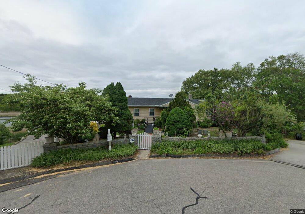 7 Johnnie Ct, Ledyard, CT 06339 - photo 1