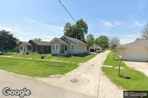 506 4th St, Stout, IA 50673