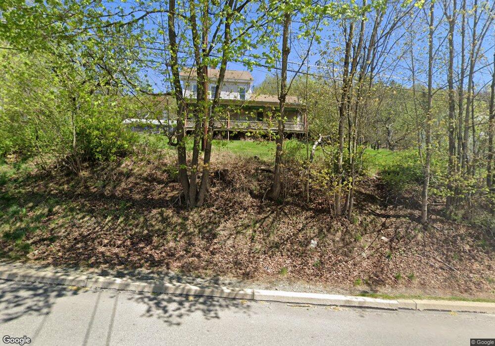 241 Cliff St, Honesdale, PA 18431 - photo 1