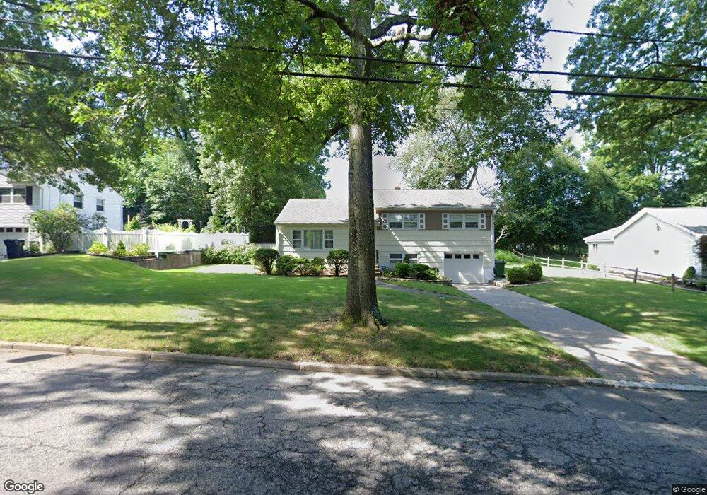 178 Morningside Rd, Paramus, NJ 07652 - photo 1