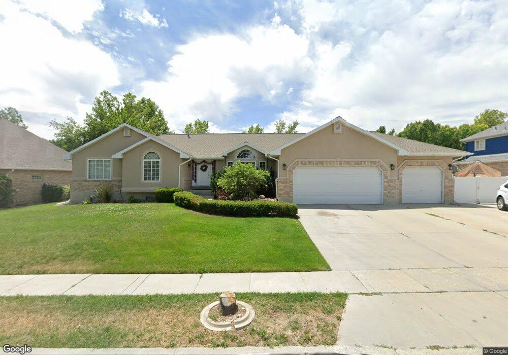 2507 Winding Way, South Jordan, UT 84095 - photo 1