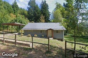 5211 Loop Rd, Stevenson, WA 98648