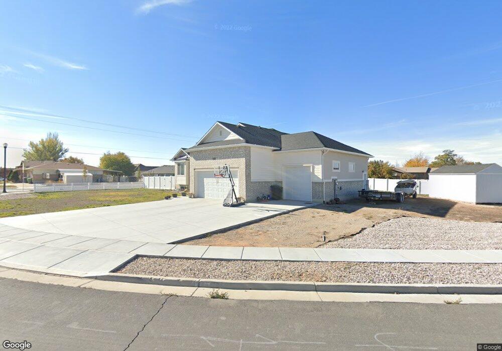 823 N 2700 W, Clearfield, UT 84015 - photo 1