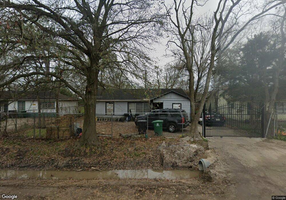 606 Wellington St, Houston, TX 77076 - photo 1