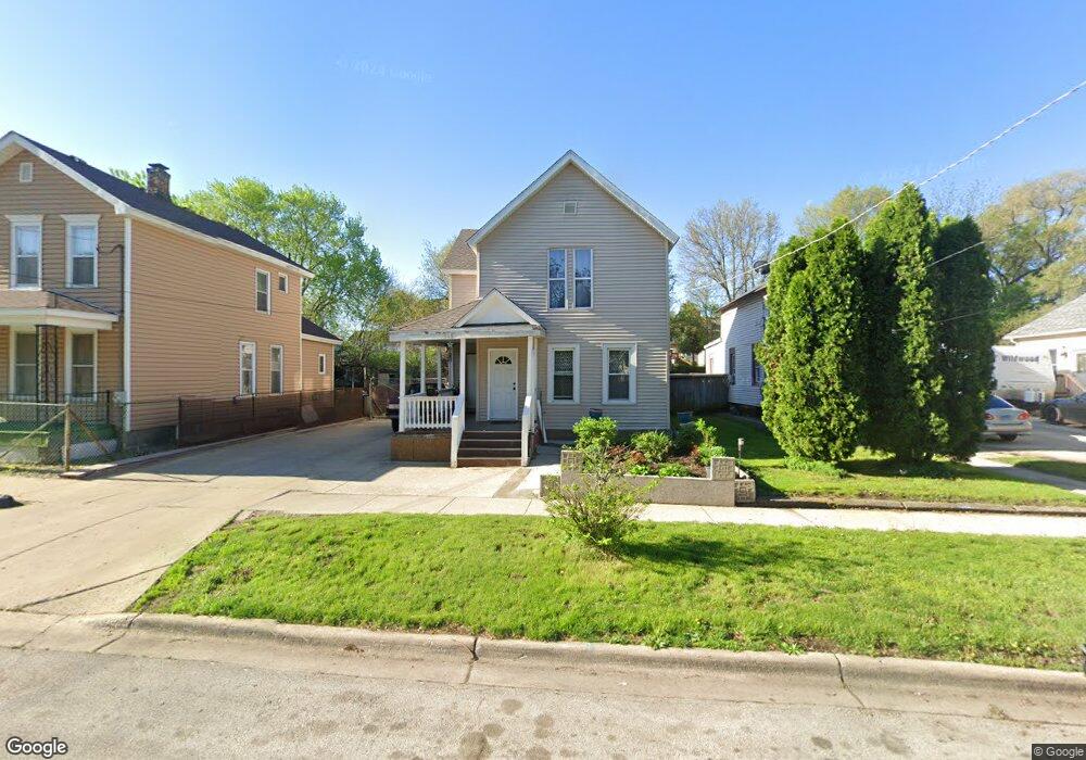 317 Superior St, Aurora, IL 60505 - photo 1