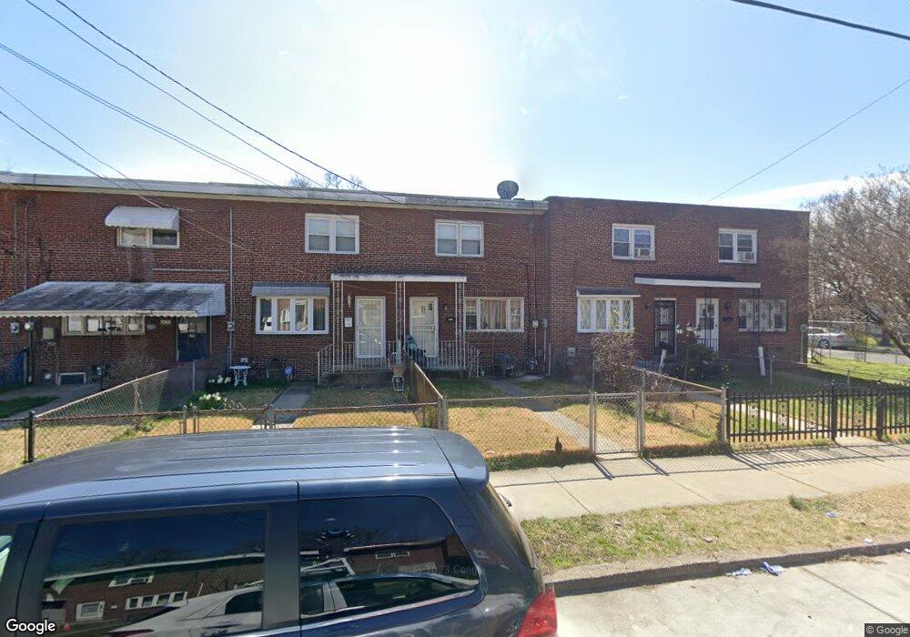 2906 Thompson St, Camden, NJ 08105 - photo 1