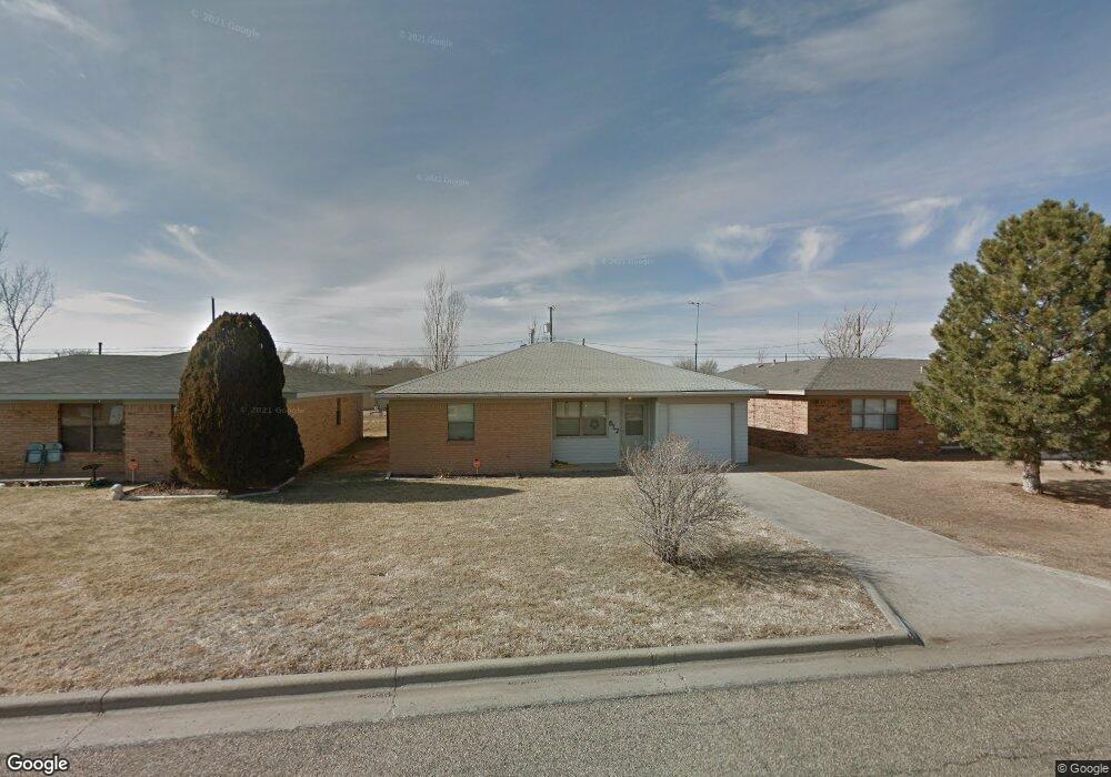 517 Oak Ave, Dumas, TX 79029 - photo 1