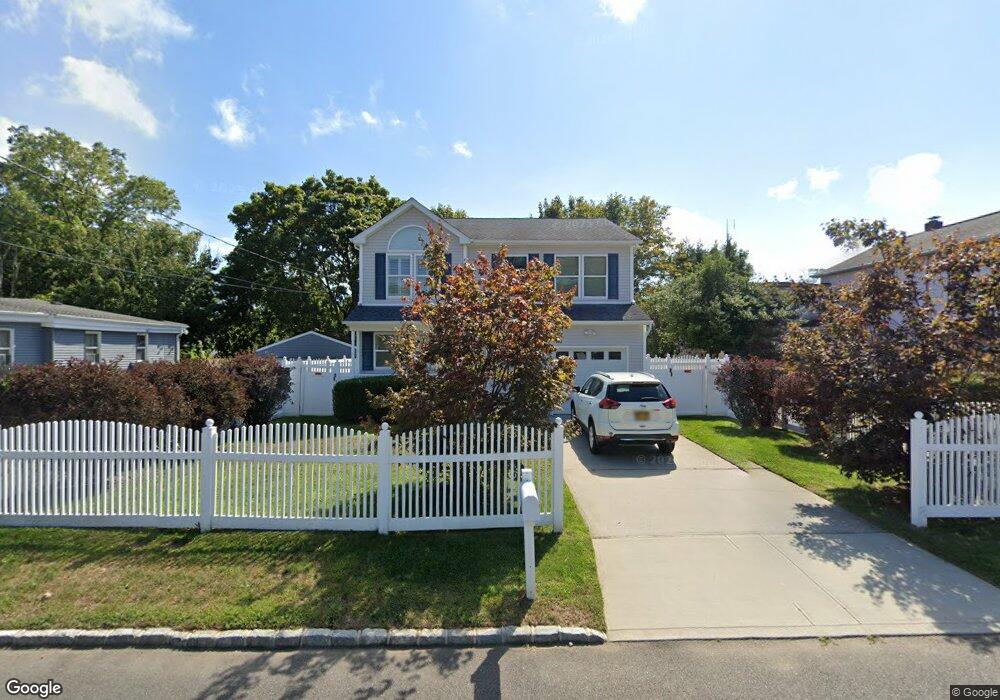 124 44th St, Copiague, NY 11726 - photo 1