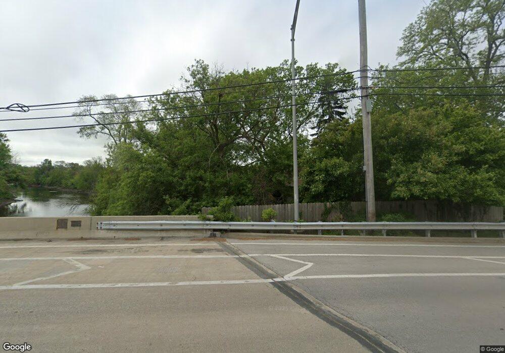 1847 E Algonquin Rd, Des Plaines, IL 60016 - photo 1