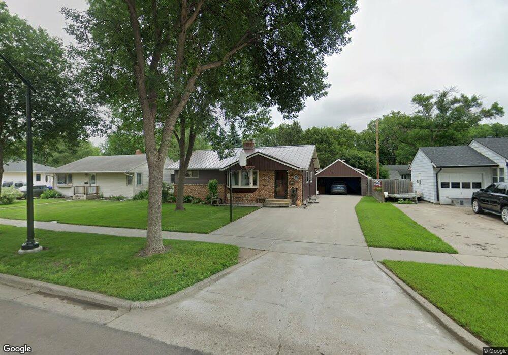 1909 9th St N, Fargo, ND 58102 - photo 1