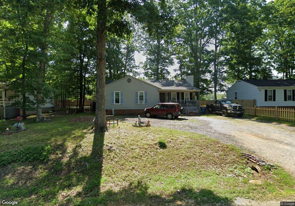 6919 Mason Run Dr, North Chesterfield, VA 23234 - photo 1